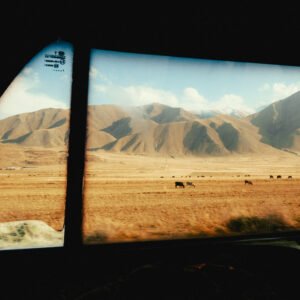 Le Kirghizistan à l'arrière d'une Lada